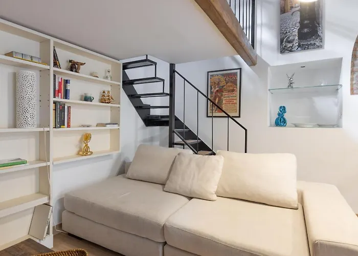 Musician Apartment Colosseo With Piano