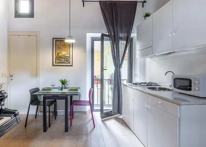 Musician Apartment Colosseo With Piano